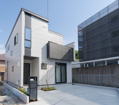 プレサンス アージュ 南登美ヶ丘EAST