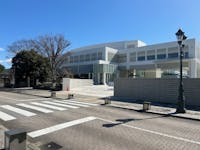 岐阜県図書館まで1710m 徒歩22分。100万冊以上の図書が所蔵されています。/開館時間平日10:00～20:00、土日10:00～18:00。月曜休館(祝日の場合は翌火曜)、毎月最終金曜(祝日の場合は前木曜)、年末年始