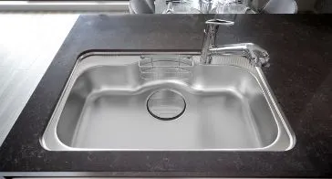 ワイド800mmの静音シンク