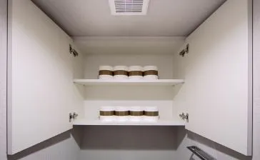 トイレ吊戸棚